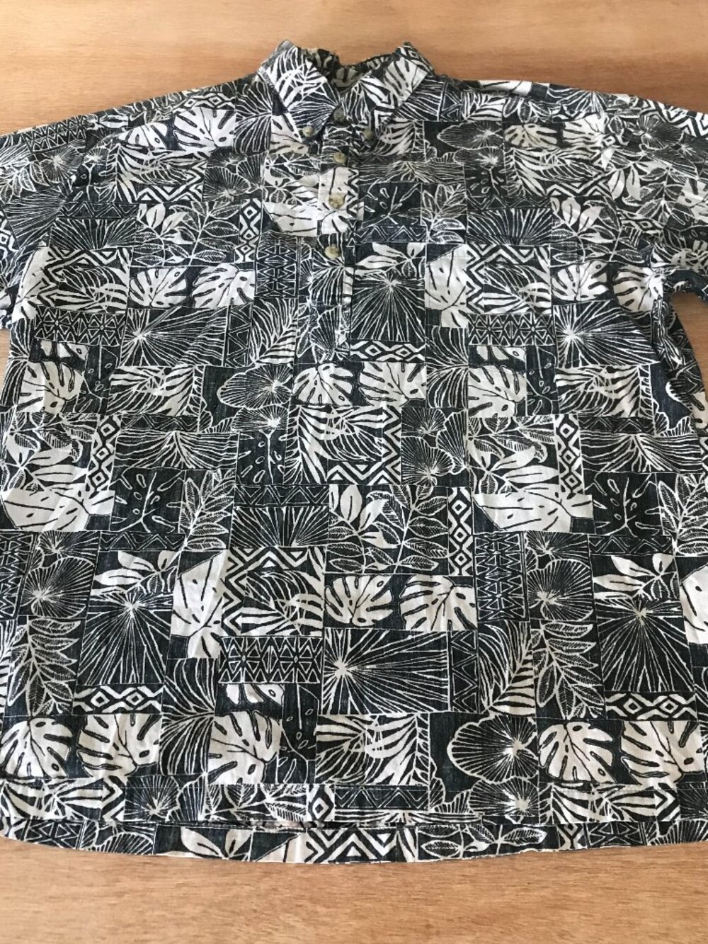 Cooke Street Hawaiian Shirt Men L Black Floral Button Down Pocket Pullover 19801